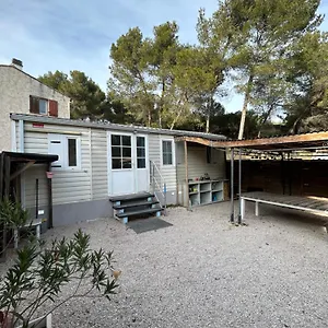 https://chez-annette-et-marc.fr-provencehotel.com