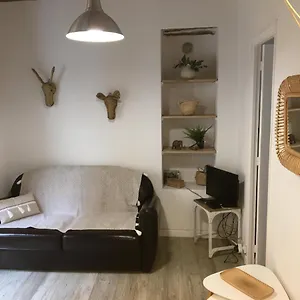 https://cassis-et-ses-tresors.fr-provencehotel.com